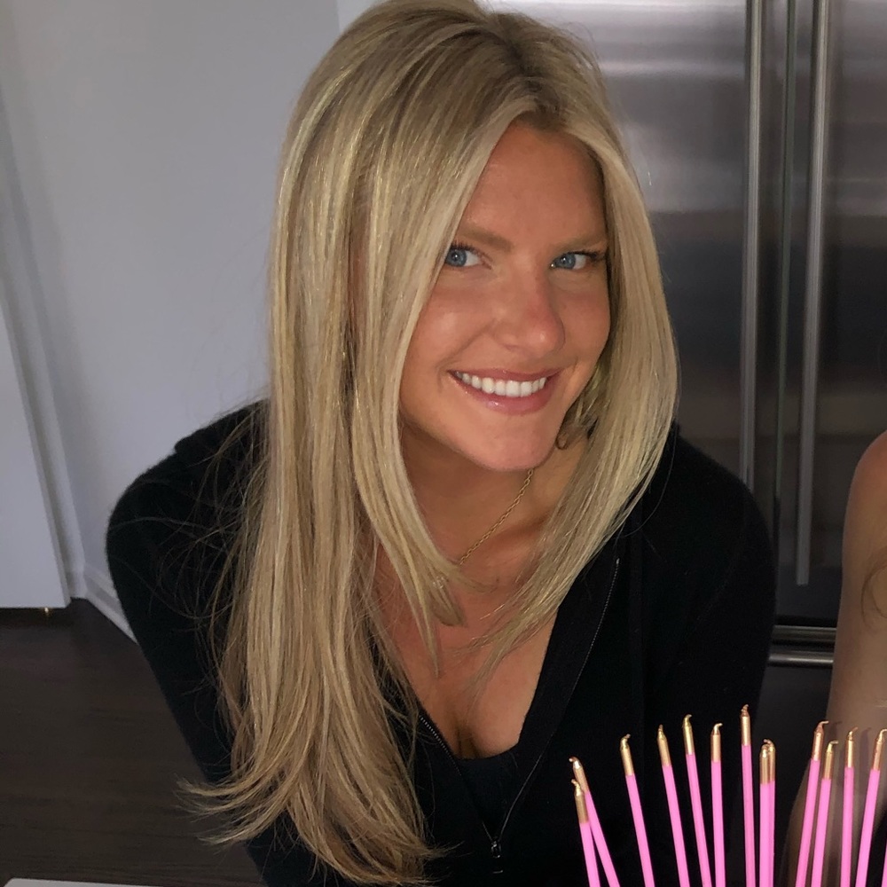 Meet your Posher, Danielle